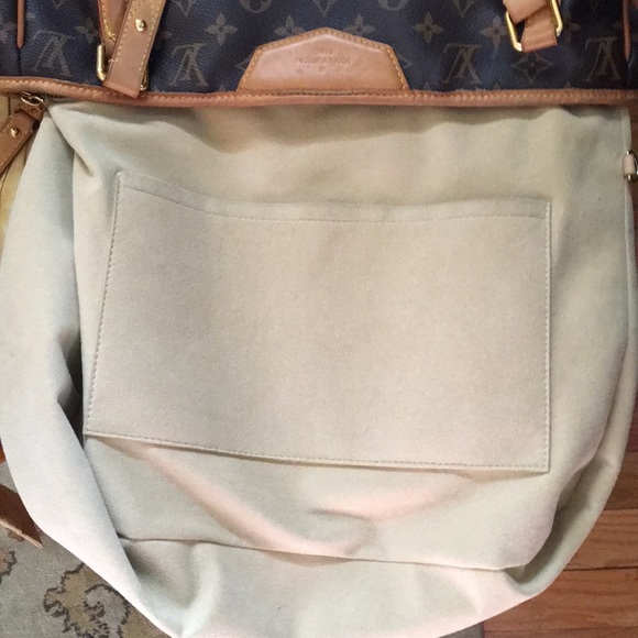 Louis Vuitton Estrela MM Crossbody - Picture 6 of 8